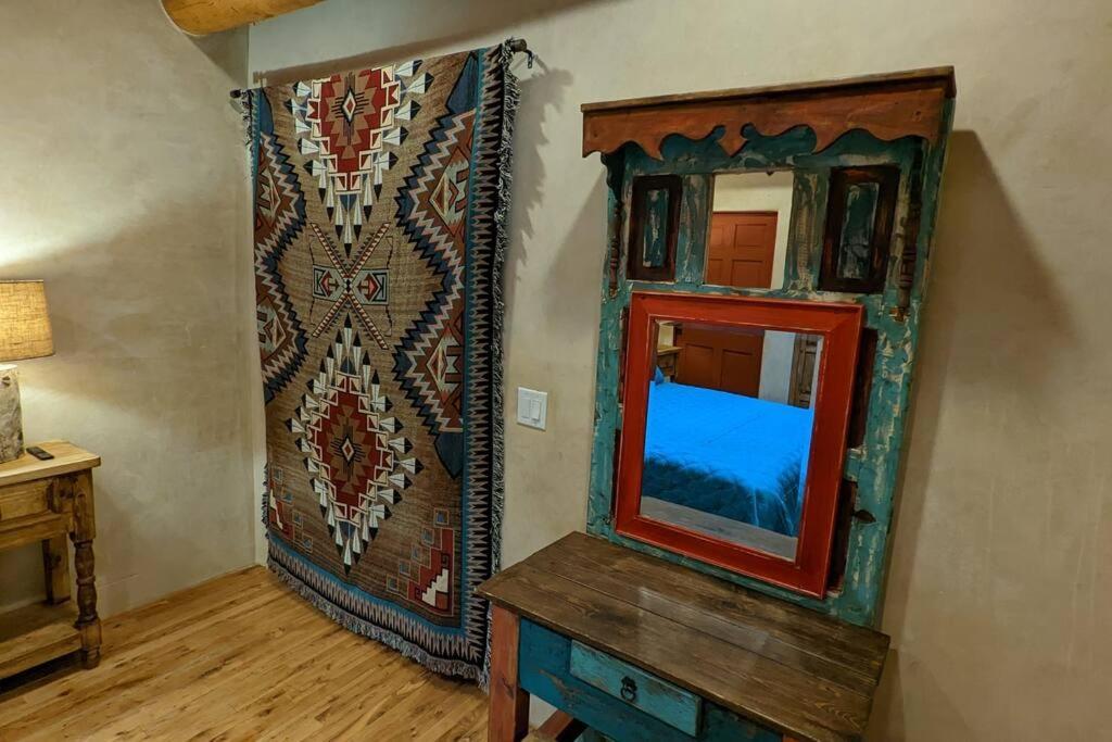 Magical Santa Fe Stay, Minutes From Town Square, Sleeps 4, Includes Free Parking And Outdoor Hot Tub! ภายนอก รูปภาพ